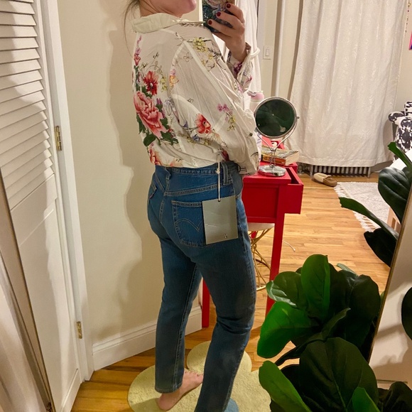 NWT Pearls by Aratta Floral Button Down Blouse - XS - Picture 3 of 14